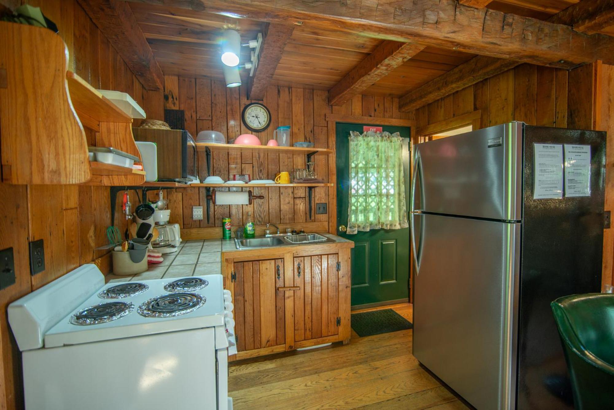 Moore House Inn & Cabins Marlinton Bagian luar foto