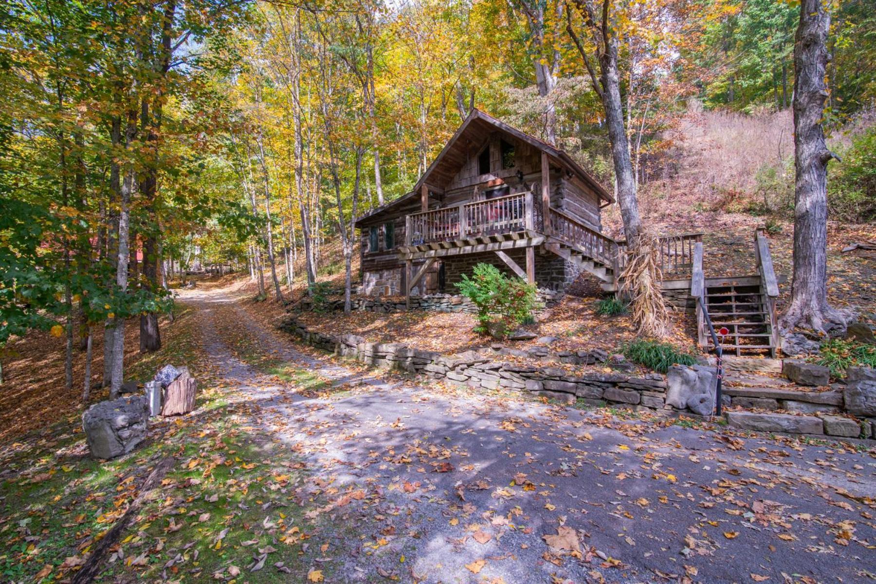 Moore House Inn & Cabins Marlinton Bagian luar foto