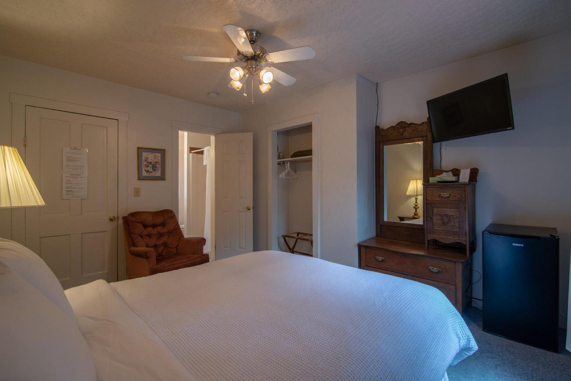 Moore House Inn & Cabins Marlinton Ruang foto