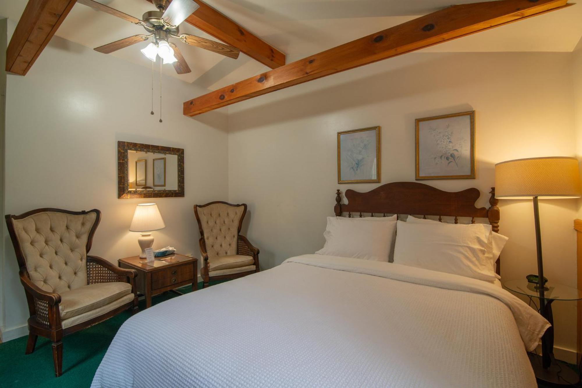 Moore House Inn & Cabins Marlinton Bagian luar foto