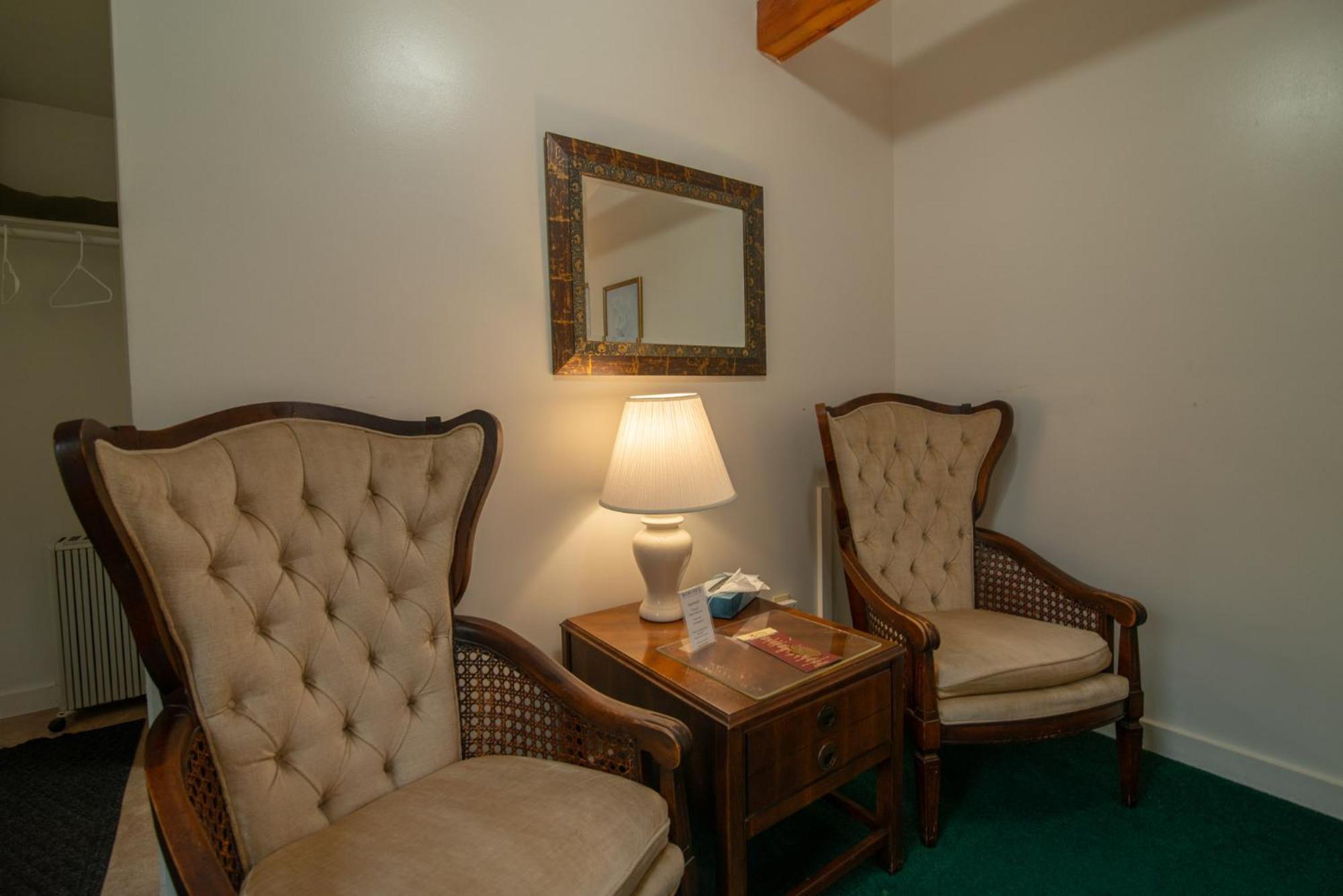 Moore House Inn & Cabins Marlinton Ruang foto